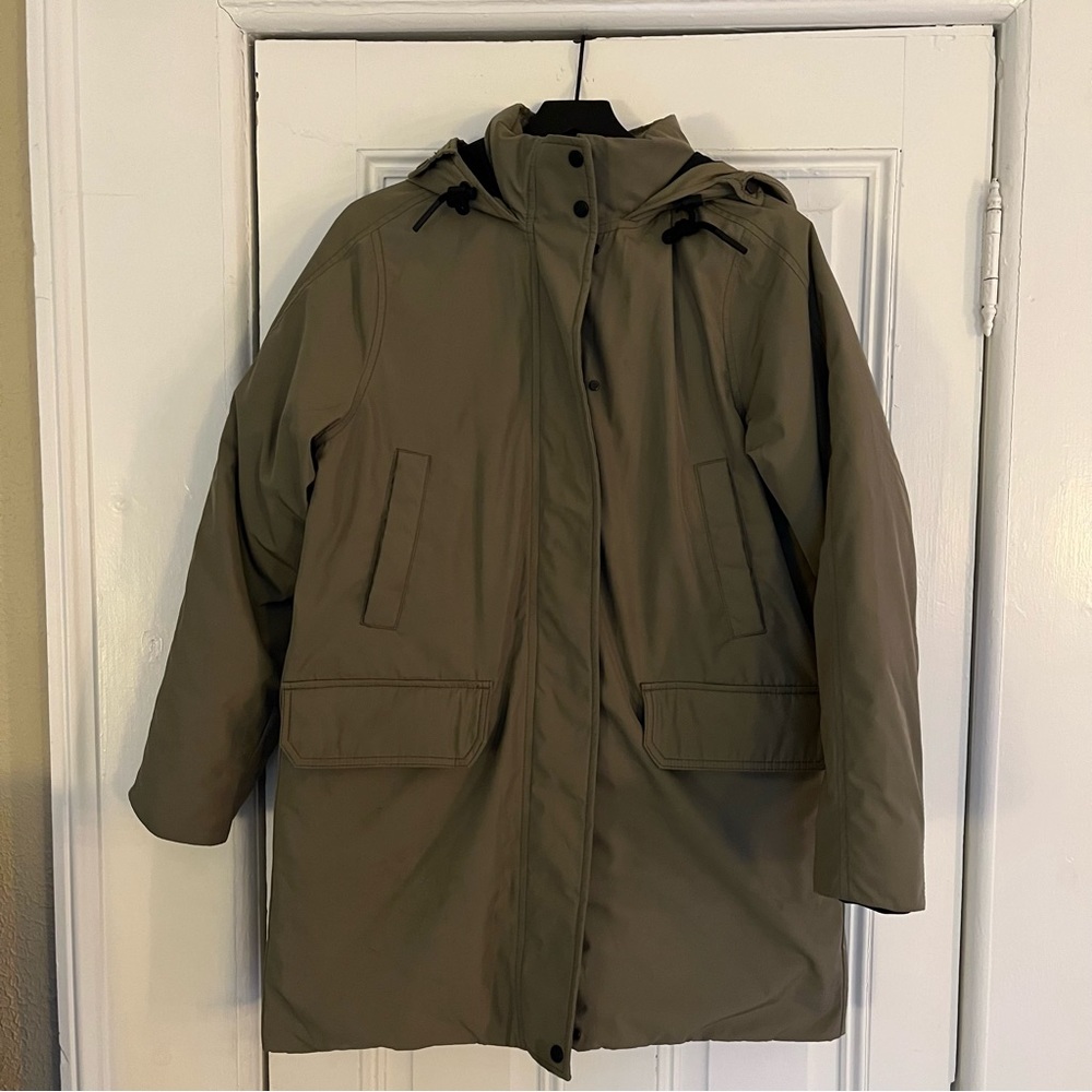 Everlane ReNew Parka